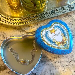 Brighton, beautiful bracelet with jewelry box🤍🤩🤍😍